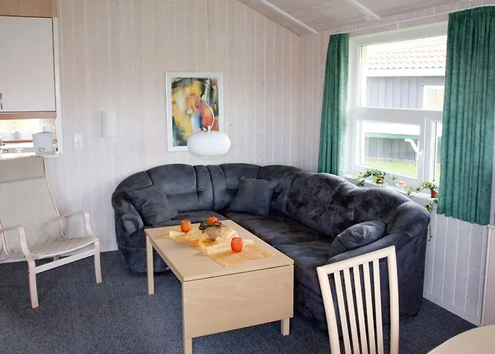 4 Person In * 奥滕多夫